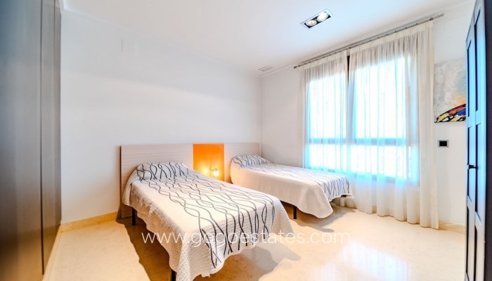 Te koop - Huis - Vrijstaande Villa - Orihuela - Cabo Roig