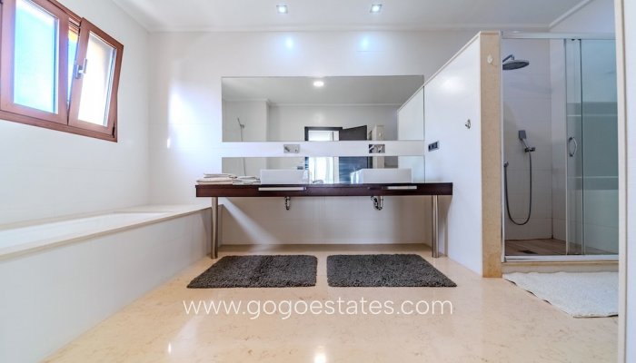 Te koop - Huis - Vrijstaande Villa - Orihuela - Cabo Roig