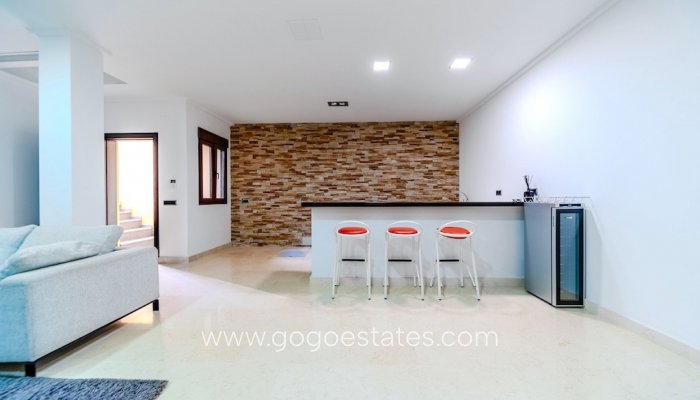 Te koop - Huis - Vrijstaande Villa - Orihuela - Cabo Roig