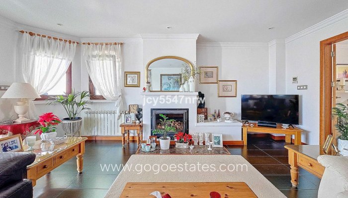 Te koop - Huis - Vrijstaande Villa - Pinoso - Pinoso Centro