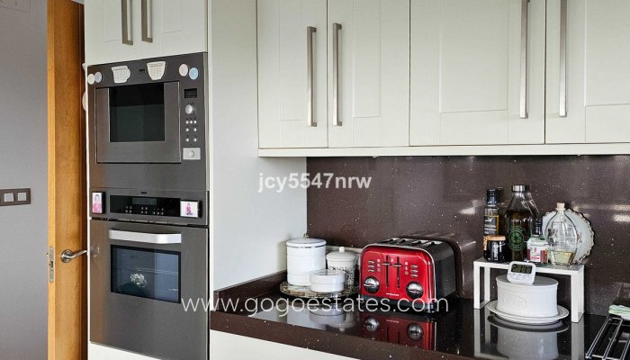 Te koop - Huis - Vrijstaande Villa - Pinoso - Pinoso Centro