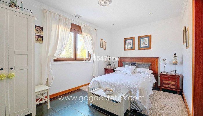 Te koop - Huis - Vrijstaande Villa - Pinoso - Pinoso Centro