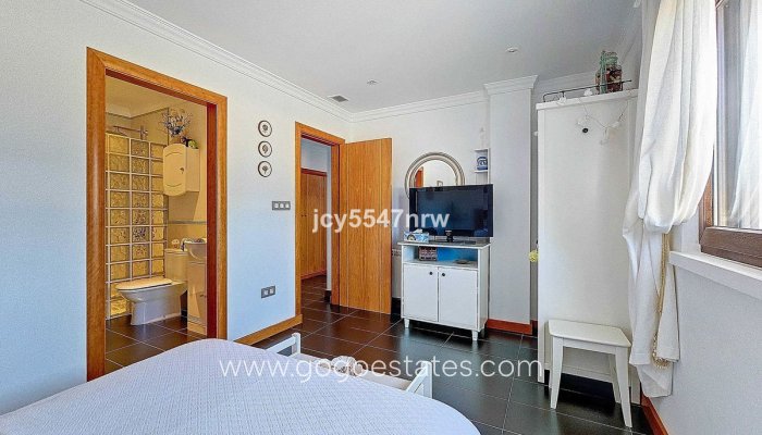 Te koop - Huis - Vrijstaande Villa - Pinoso - Pinoso Centro