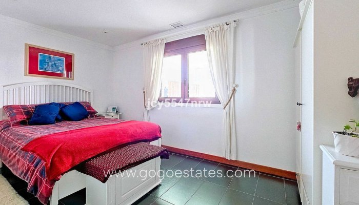 Te koop - Huis - Vrijstaande Villa - Pinoso - Pinoso Centro