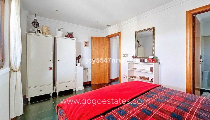 Te koop - Huis - Vrijstaande Villa - Pinoso - Pinoso Centro