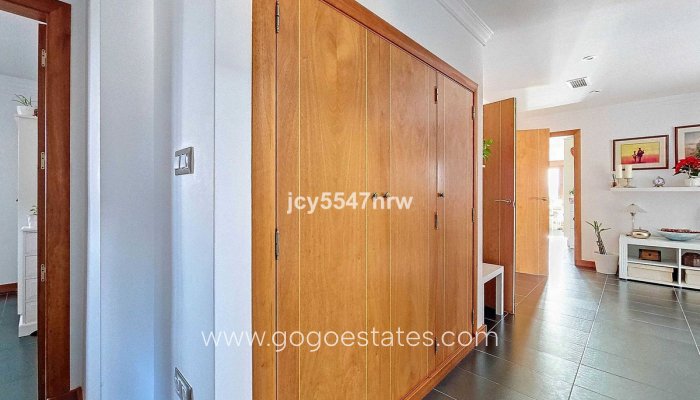 Te koop - Huis - Vrijstaande Villa - Pinoso - Pinoso Centro