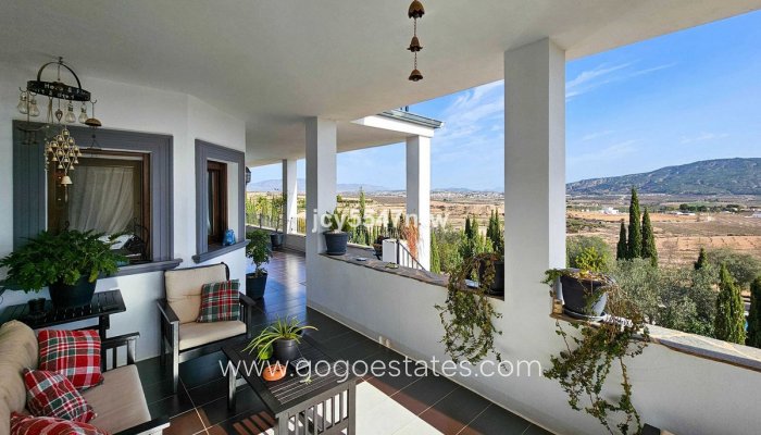 Te koop - Huis - Vrijstaande Villa - Pinoso - Pinoso Centro