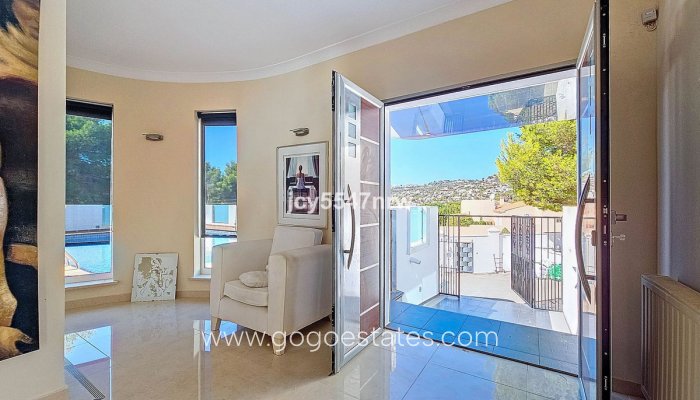 Te koop - Huis - Vrijstaande Villa - Teulada - Moraira