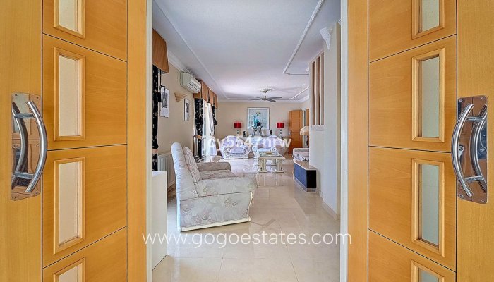 Te koop - Huis - Vrijstaande Villa - Teulada - Moraira