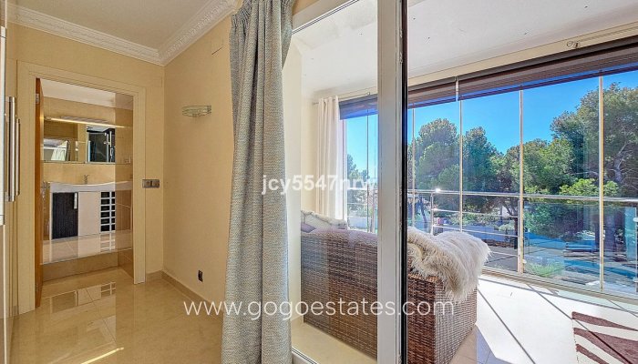 Te koop - Huis - Vrijstaande Villa - Teulada - Moraira