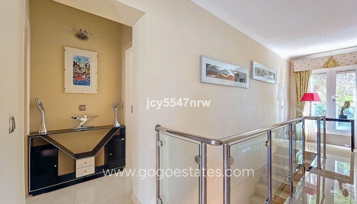 Te koop - Huis - Vrijstaande Villa - Teulada - Moraira