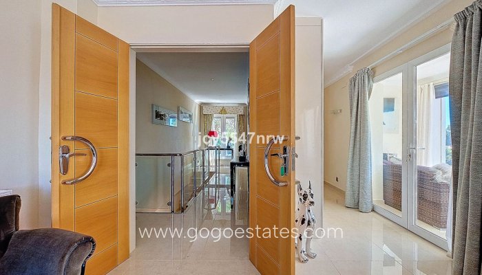 Te koop - Huis - Vrijstaande Villa - Teulada - Moraira