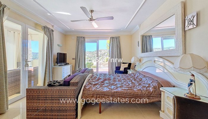 Te koop - Huis - Vrijstaande Villa - Teulada - Moraira