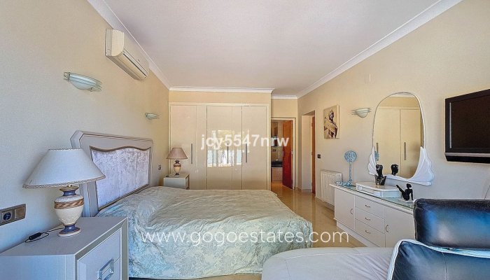 Te koop - Huis - Vrijstaande Villa - Teulada - Moraira