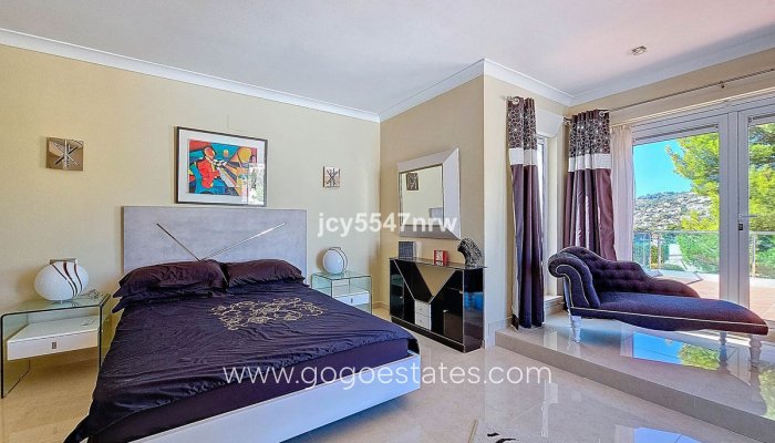 Te koop - Huis - Vrijstaande Villa - Teulada - Moraira