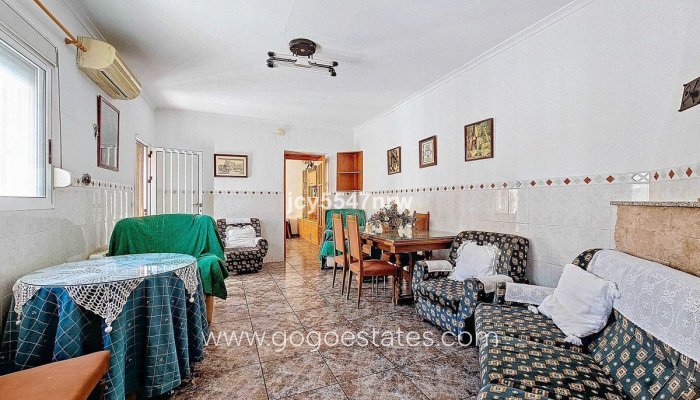 Te koop - Huis - Stadswoning - Pinoso - Pinoso Centro