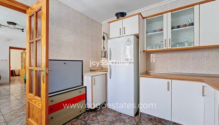 Te koop - Huis - Stadswoning - Pinoso - Pinoso Centro