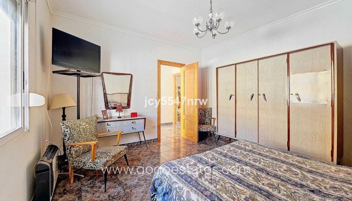 Te koop - Huis - Stadswoning - Pinoso - Pinoso Centro