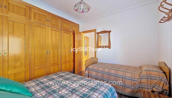 Te koop - Huis - Stadswoning - Pinoso - Pinoso Centro