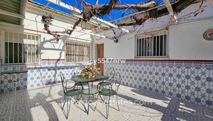 Te koop - Huis - Stadswoning - Pinoso - Pinoso Centro