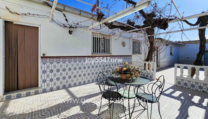 Te koop - Huis - Stadswoning - Pinoso - Pinoso Centro