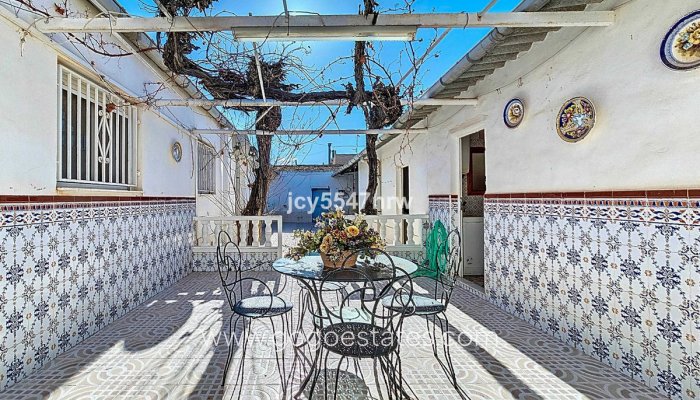 Te koop - Huis - Stadswoning - Pinoso - Pinoso Centro