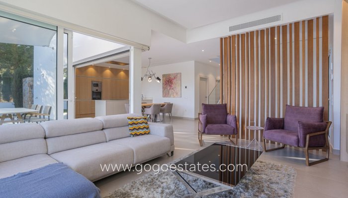 Te koop - Huis - Vrijstaande Villa - Orihuela - Orihuela Centro