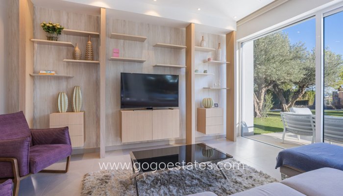 Te koop - Huis - Vrijstaande Villa - Orihuela - Orihuela Centro