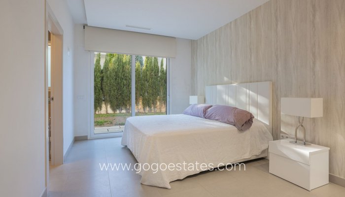 Te koop - Huis - Vrijstaande Villa - Orihuela - Orihuela Centro