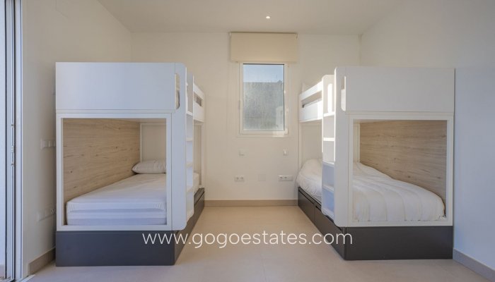 Te koop - Huis - Vrijstaande Villa - Orihuela - Orihuela Centro