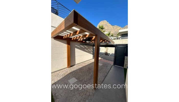 Te koop - Huis - Vrijstaande Villa - Polop - Polop Centro