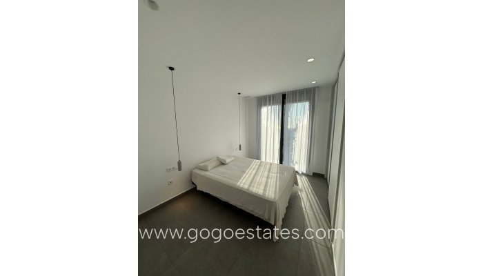 Te koop - Huis - Vrijstaande Villa - Polop - Polop Centro