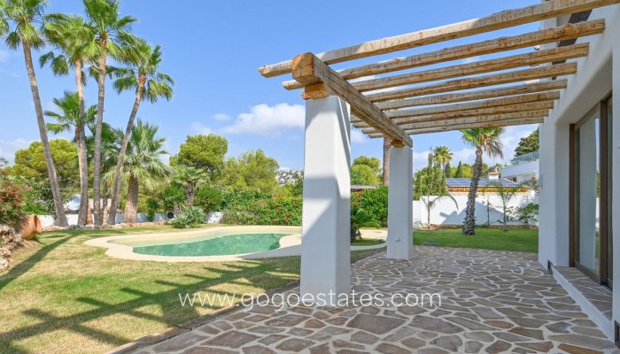 Te koop - Huis - Vrijstaande Villa - Benissa - Benissa Centro