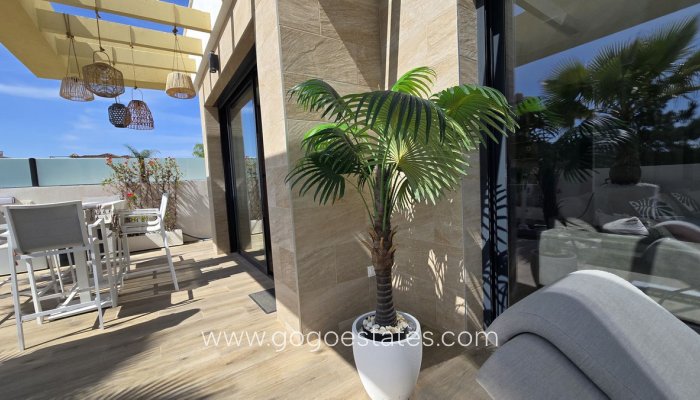 Te koop - Huis - Vrijstaande Villa - Los Montesinos - Los Montesinos Centro