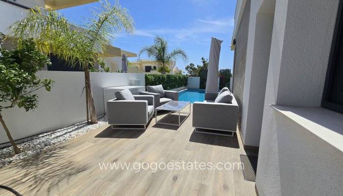 Te koop - Huis - Vrijstaande Villa - Los Montesinos - Los Montesinos Centro