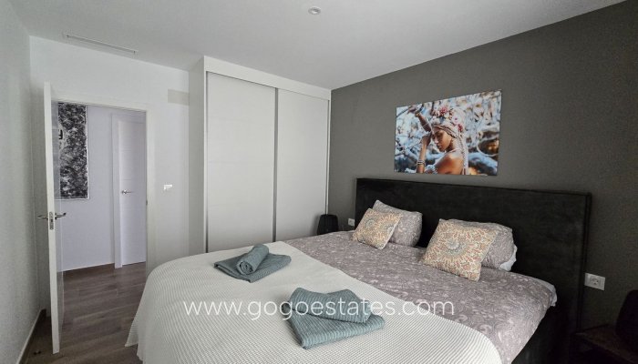 Te koop - Huis - Vrijstaande Villa - Los Montesinos - Los Montesinos Centro