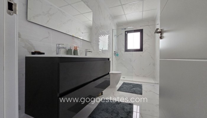 Te koop - Huis - Vrijstaande Villa - Los Montesinos - Los Montesinos Centro