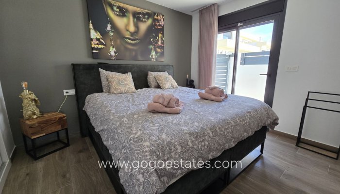 Te koop - Huis - Vrijstaande Villa - Los Montesinos - Los Montesinos Centro