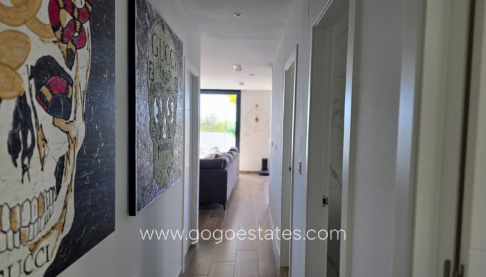 Te koop - Huis - Vrijstaande Villa - Los Montesinos - Los Montesinos Centro