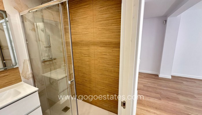 Te koop - Appartement - Appartement op de middelste verdieping - Benidorm - Benidorm Centro