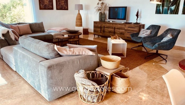 Te koop - Huis - Vrijstaande Villa - Benissa - La Fustera