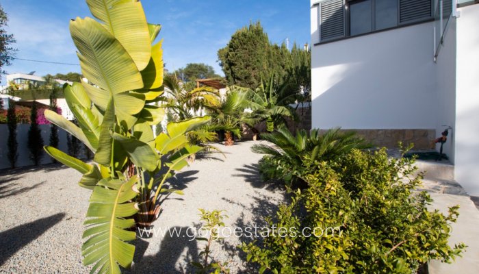 Te koop - Huis - Vrijstaande Villa - Benissa - La Fustera