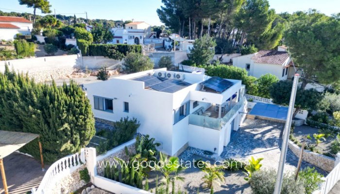 Te koop - Huis - Vrijstaande Villa - Benissa - La Fustera