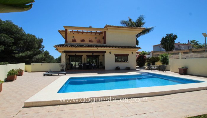 Te koop - Huis - Vrijstaande Villa - Calpe - Calpe Centro