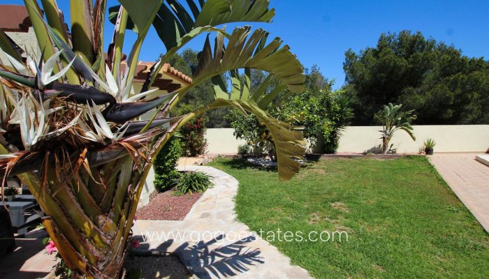 Te koop - Huis - Vrijstaande Villa - Calpe - Calpe Centro