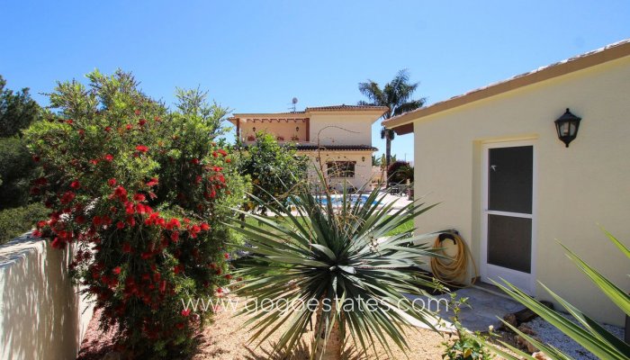Te koop - Huis - Vrijstaande Villa - Calpe - Calpe Centro
