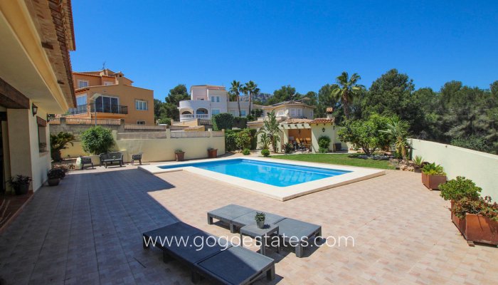 Te koop - Huis - Vrijstaande Villa - Calpe - Calpe Centro
