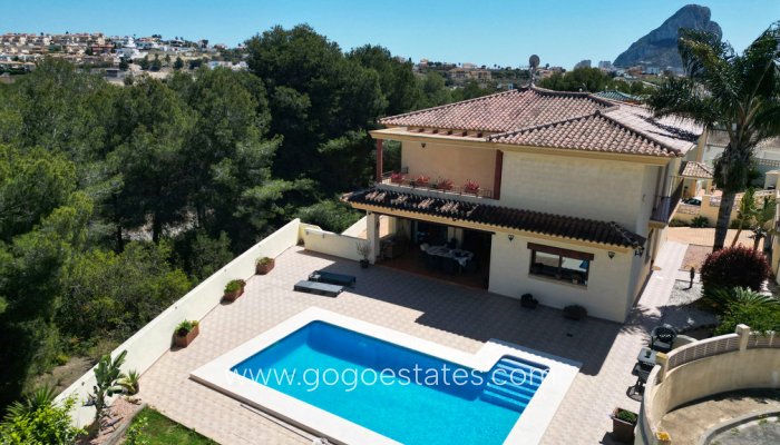 Te koop - Huis - Vrijstaande Villa - Calpe - Calpe Centro
