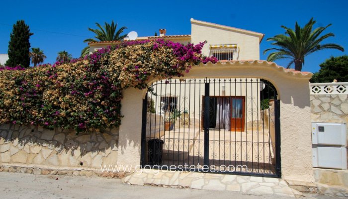 Te koop - Huis - Vrijstaande Villa - Calpe - Calpe Centro