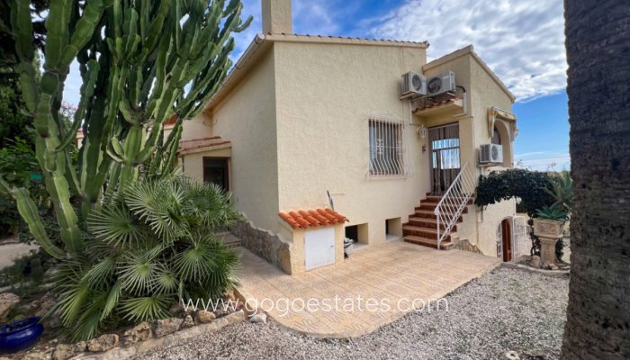 Te koop - Huis - Vrijstaande Villa - Calpe - Calpe Centro